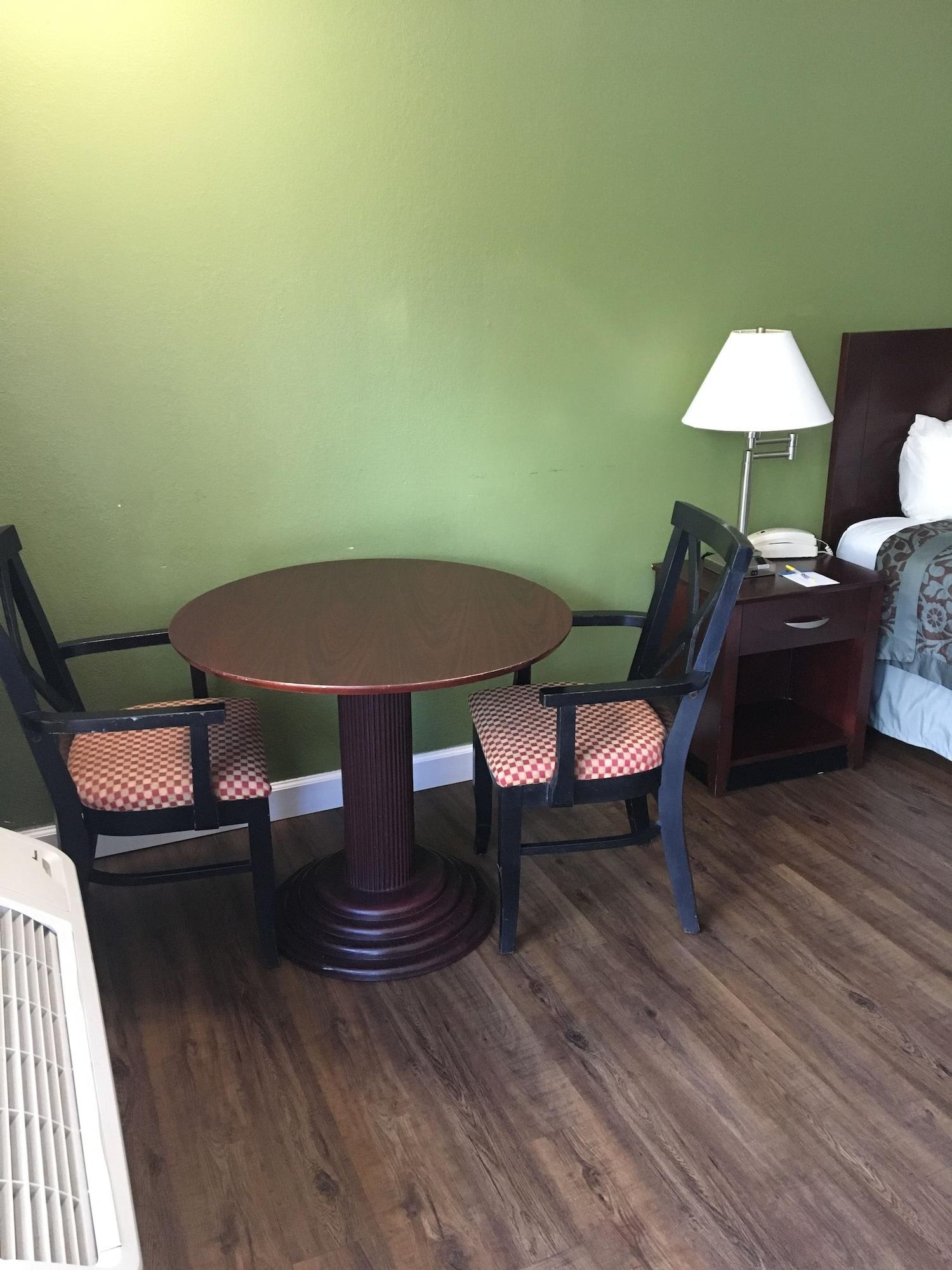 Days Inn By Wyndham Bradenton - Near The Gulf Ngoại thất bức ảnh