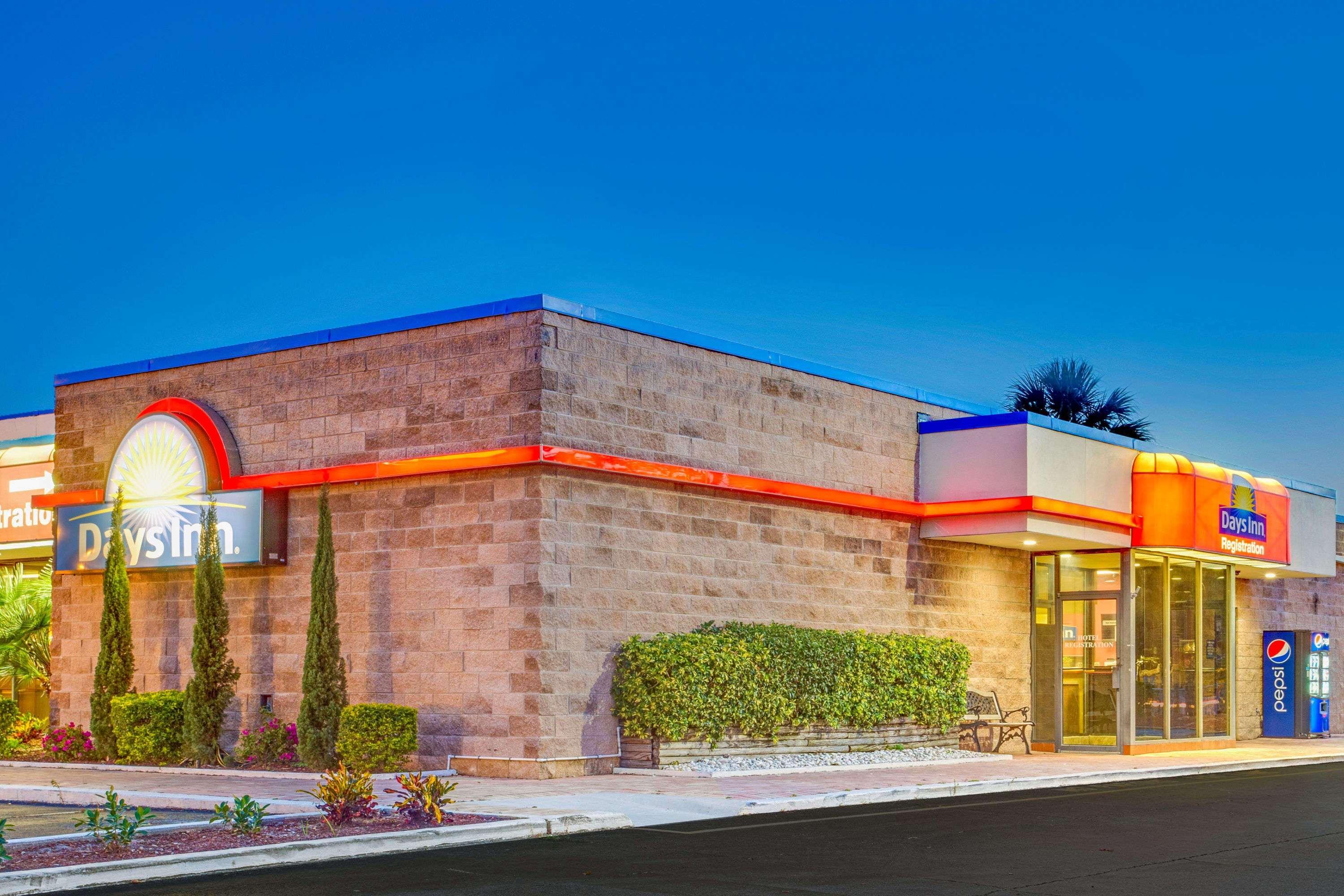 Days Inn By Wyndham Bradenton - Near The Gulf Ngoại thất bức ảnh